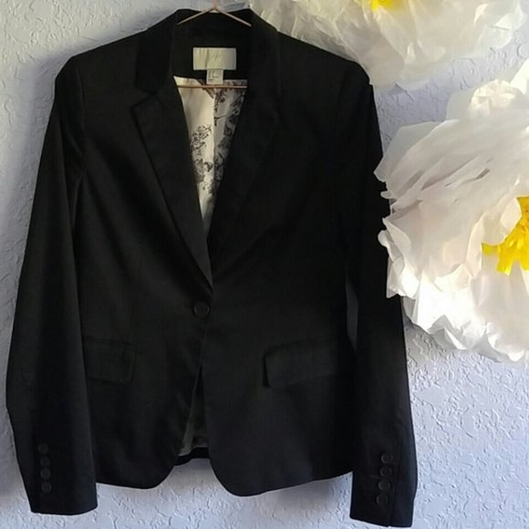 H&M Jackets & Blazers - H&M NWOT Black Single Button Cotton Blazer with White Satin Black Flower Lining